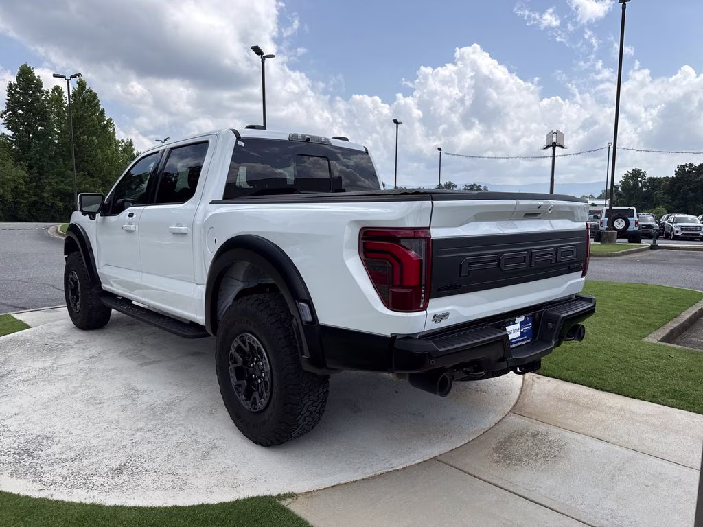 2025 Oxford White Ford F-150 Raptor 4X4 Truck
