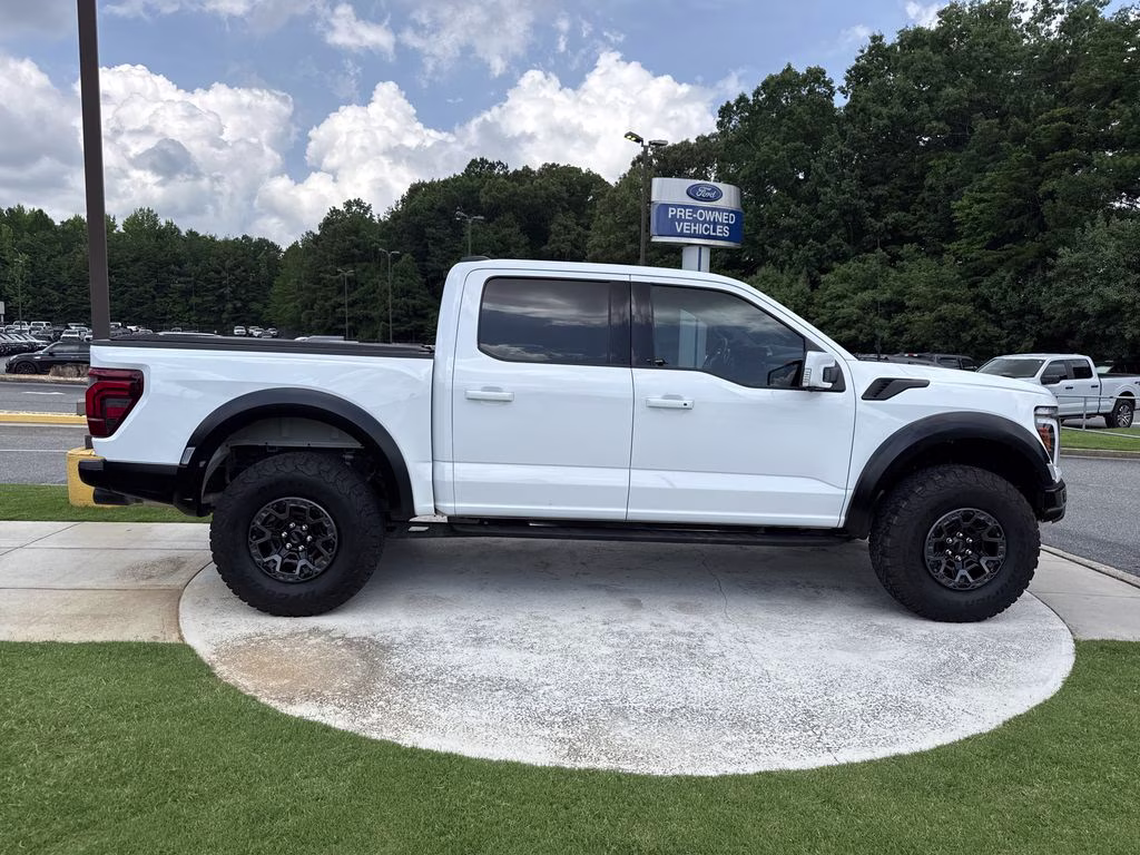 2025 Oxford White Ford F-150 Raptor 4X4 Truck