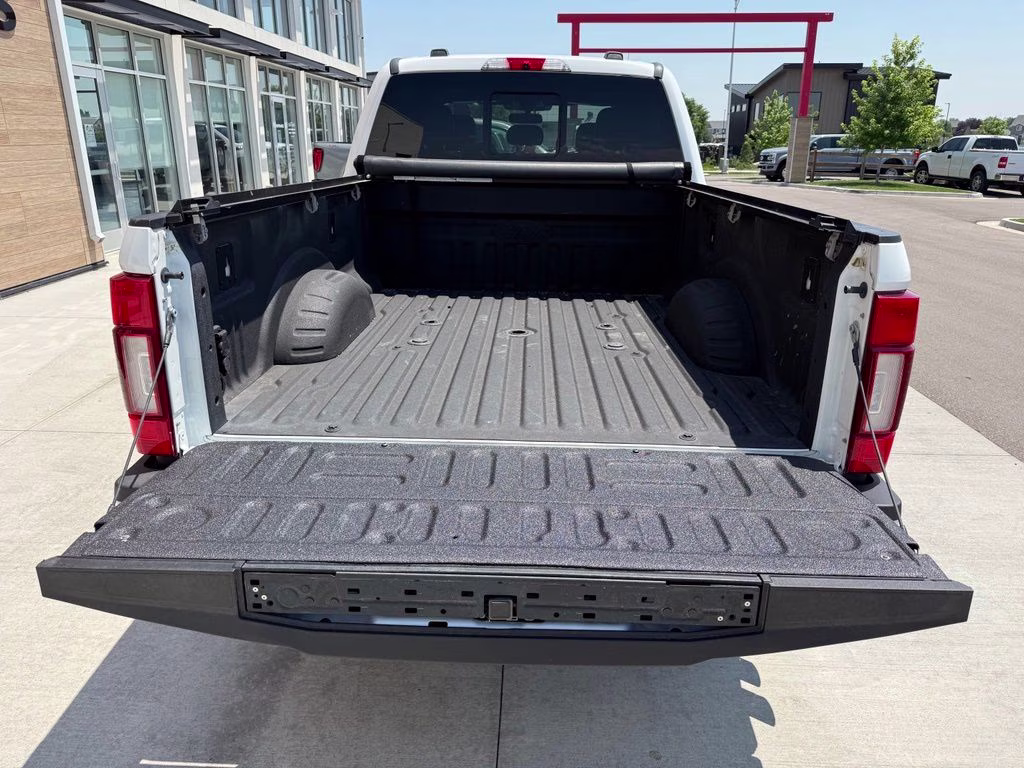 2021 Star White Metallic Tri-Coat Ford Super Duty F-250 SRW Platinum 4X4 Truck