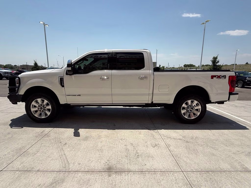 2021 Star White Metallic Tri-Coat Ford Super Duty F-250 SRW Platinum 4X4 Truck