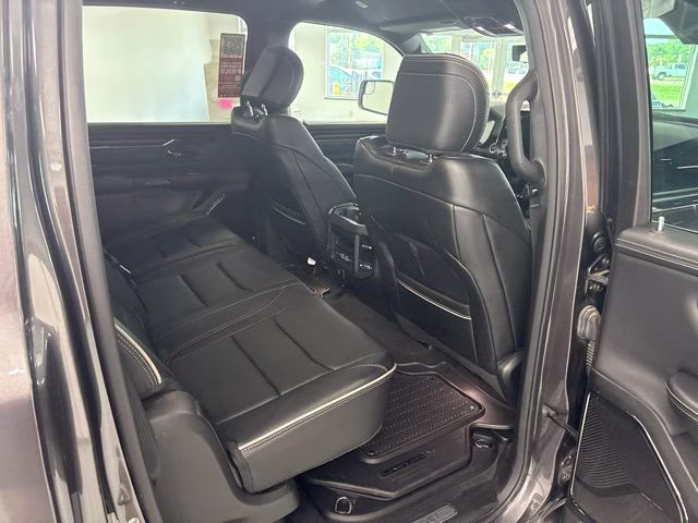 2023 Granite Crystal Metallic Clearcoat Ram 1500 Limited 4X4 Truck