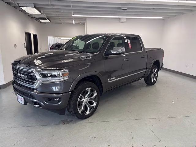 2023 Granite Crystal Metallic Clearcoat Ram 1500 Limited 4X4 Truck