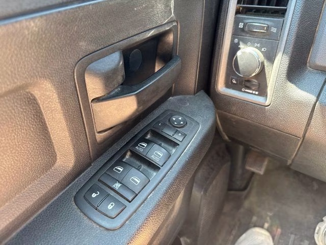 2015 Bright White Clearcoat Ram 2500 Tradesman 4X4 Truck