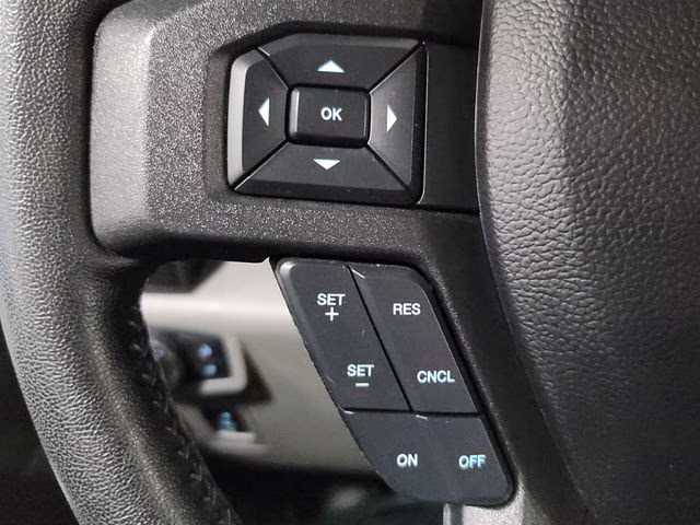 2019 Oxford White Ford F-150 XLT 4X4 Truck