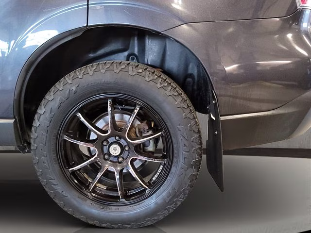2016 Dark Gray Metallic Subaru Forester 2.5i Premium AWD SUV