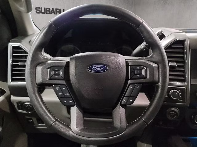 2019 Oxford White Ford F-150 XLT 4X4 Truck