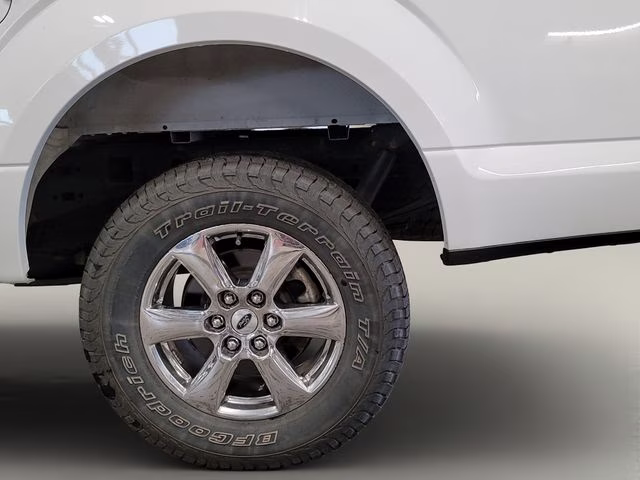 2019 Oxford White Ford F-150 XLT 4X4 Truck