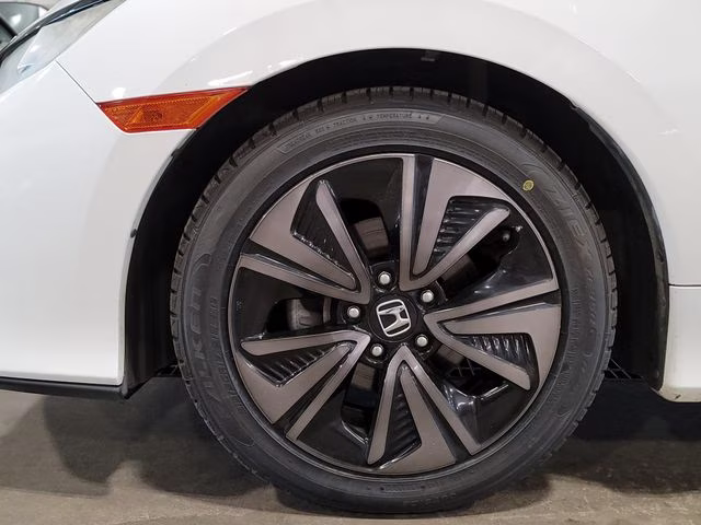 2017 White Orchid Pearl Honda Civic EX FWD Hatchback