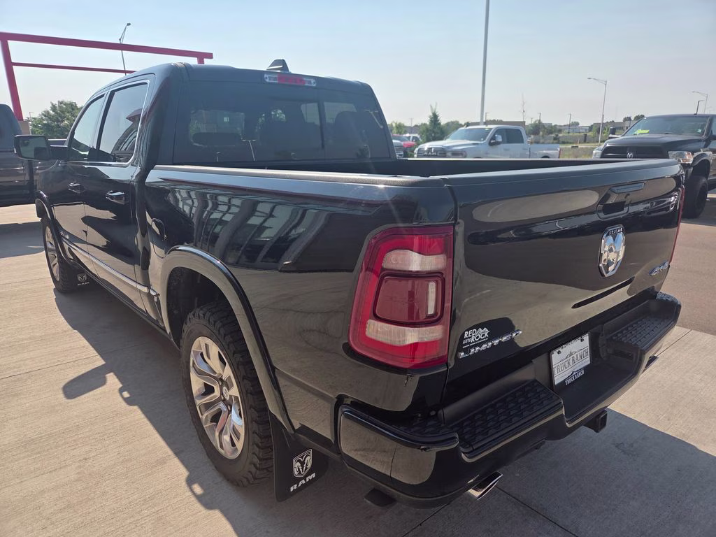 2023 Diamond Black Crystal Pearlcoat Ram 1500 Limited 4X4 Truck