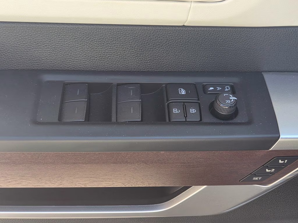 2024 Toyota Tundra Capstone - Photo 24