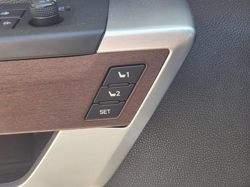 2024 Toyota Tundra Capstone - Photo 25