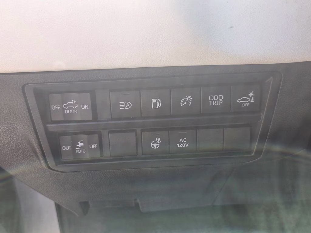 2024 Toyota Tundra Capstone - Photo 29