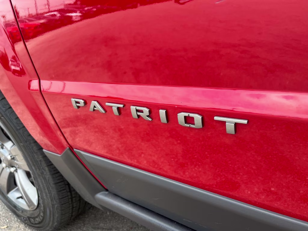 2016 Redline 2 Coat Pearl Jeep Patriot Sport SE FWD SUV