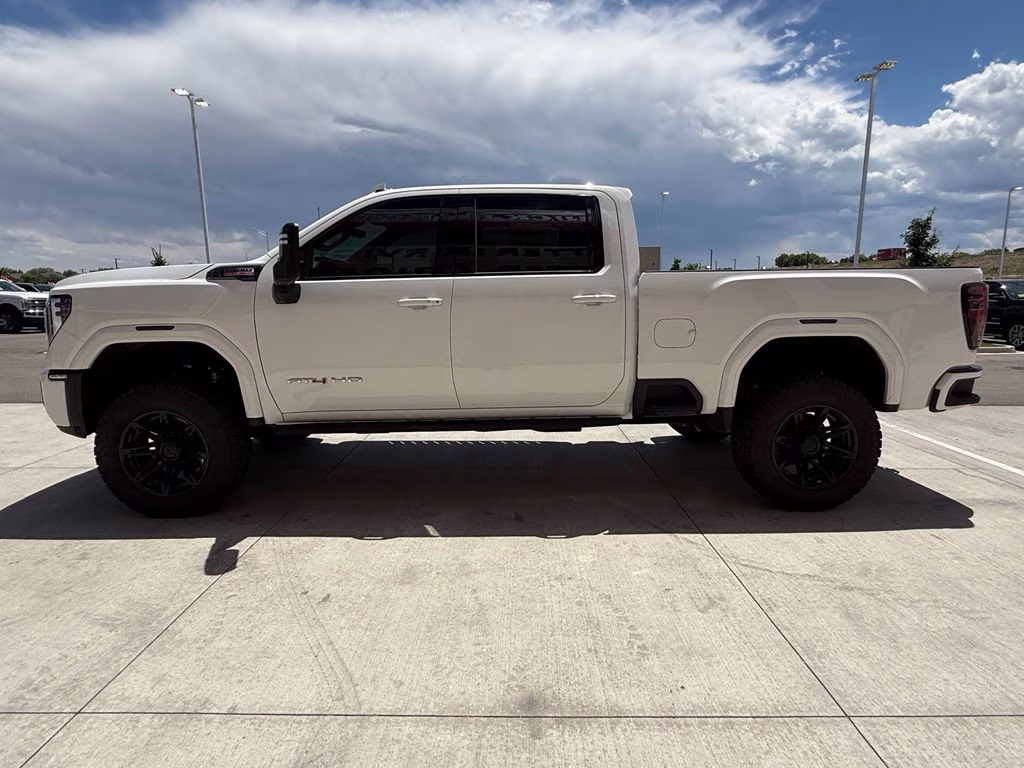 2025 Summit White GMC Sierra 3500HD AT4 4X4 Truck