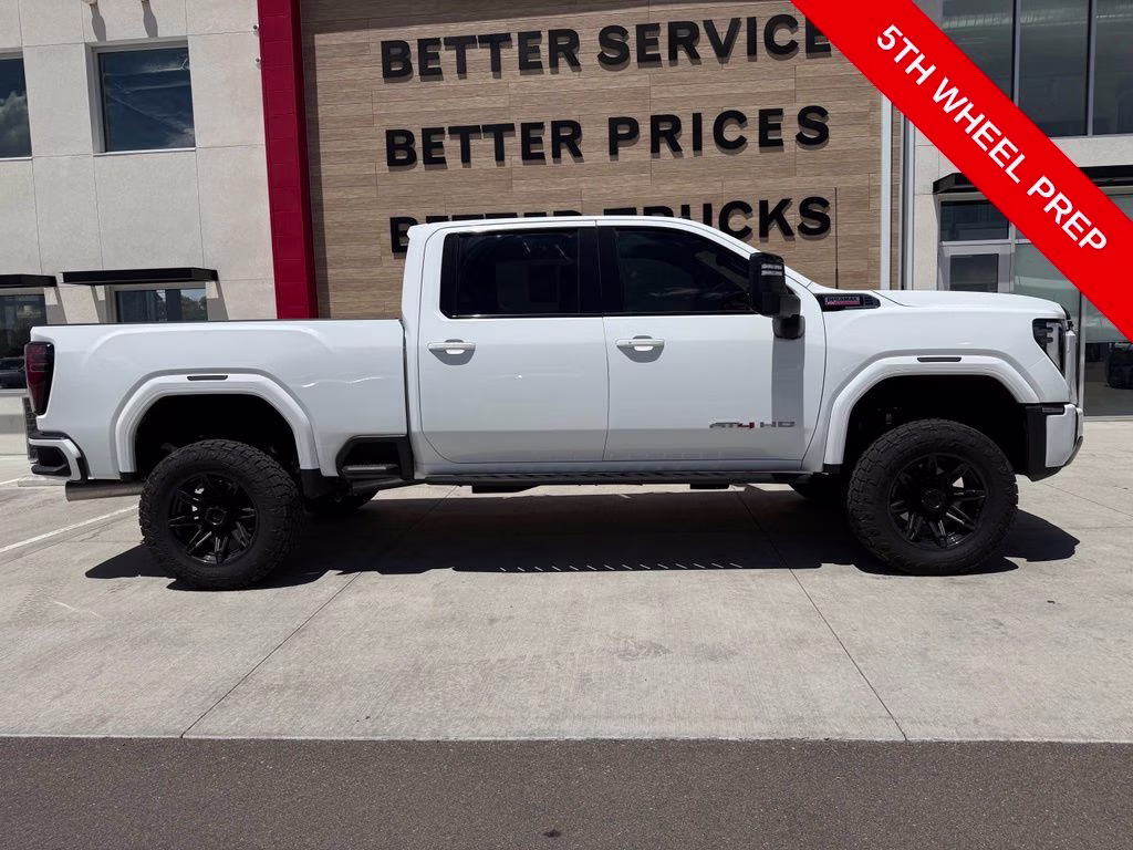2025 Summit White GMC Sierra 3500HD AT4 4X4 Truck