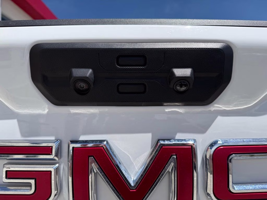 2025 Summit White GMC Sierra 3500HD AT4 4X4 Truck
