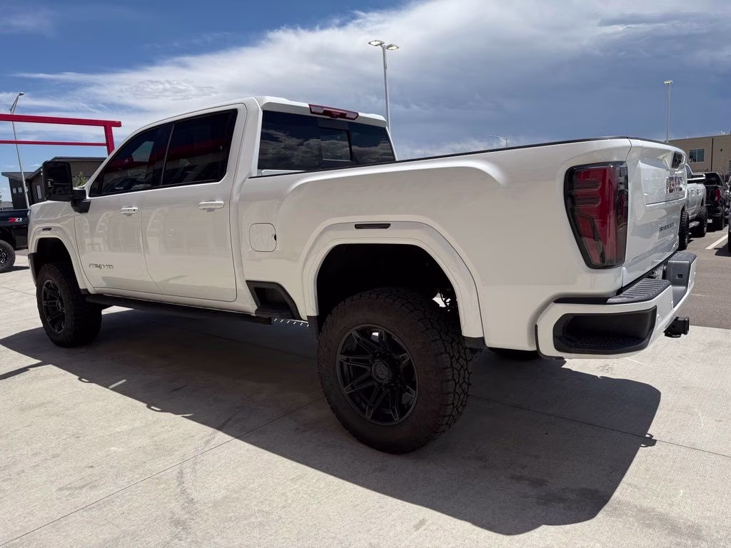 2025 Summit White GMC Sierra 3500HD AT4 4X4 Truck
