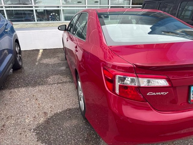 2014 Toyota Camry SE Sport FWD Sedan