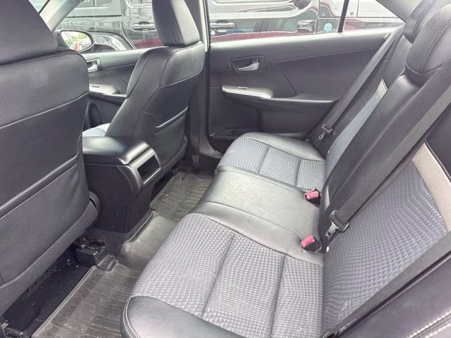 2014 Toyota Camry SE Sport FWD Sedan