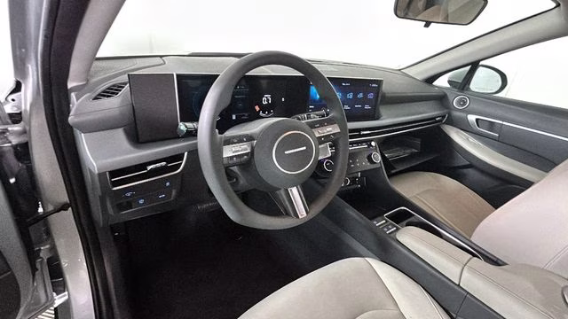 2024 Aero Silver Hyundai Sonata SEL AWD Sedan