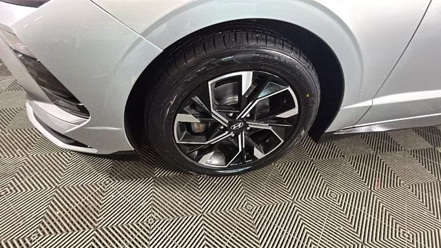 2024 Aero Silver Hyundai Sonata SEL AWD Sedan