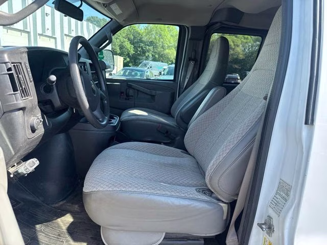 2017 Summit White Chevrolet Express 3500 LT RWD Van