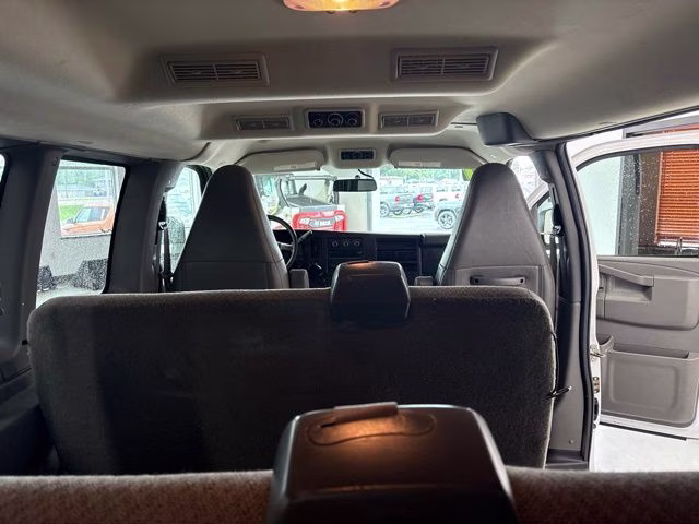 2017 Summit White Chevrolet Express 3500 LT RWD Van