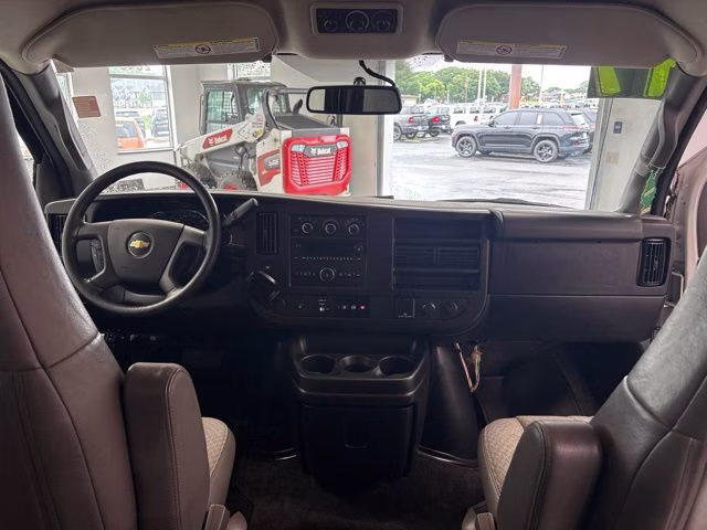 2017 Summit White Chevrolet Express 3500 LT RWD Van