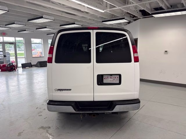 2017 Summit White Chevrolet Express 3500 LT RWD Van