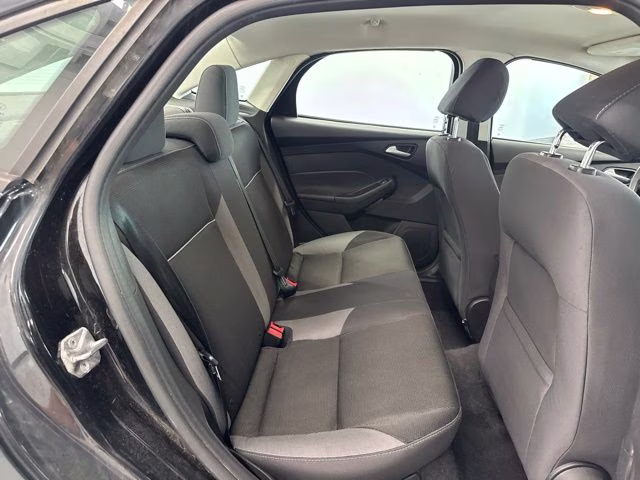 2014 Tuxedo Black Metallic Ford Focus SE FWD Sedan