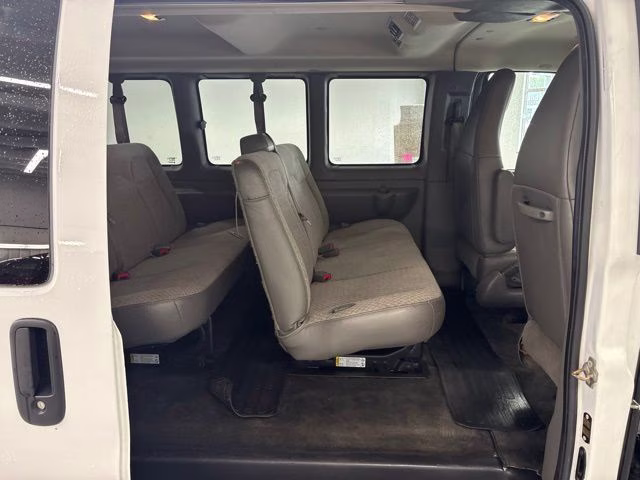2017 Summit White Chevrolet Express 3500 LT RWD Van