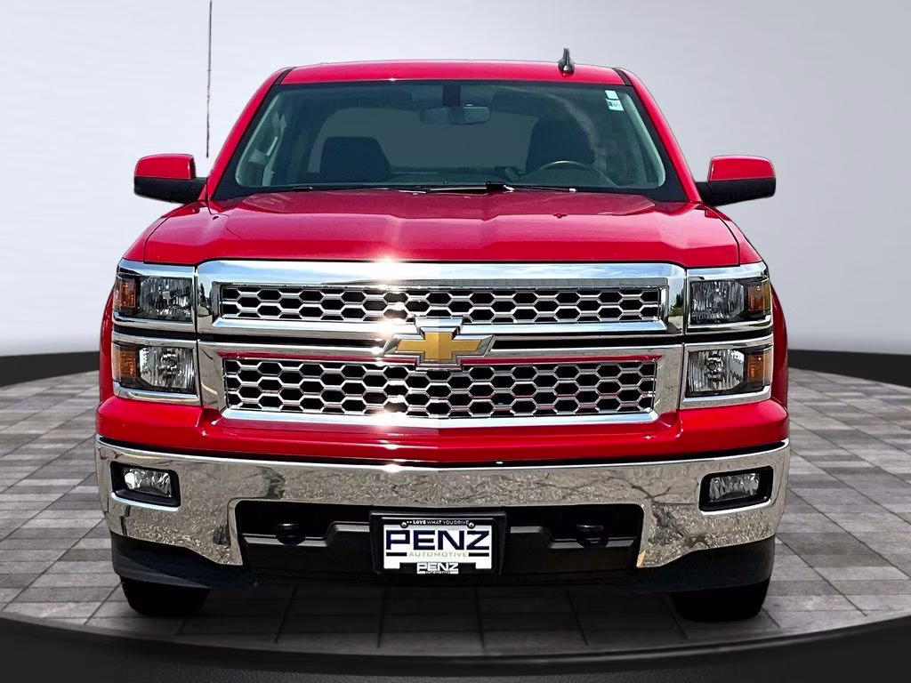 Used 2015 Chevrolet Silverado 1500 LT with VIN 3GCUKREC1FG150738 for sale in Rochester, Minnesota