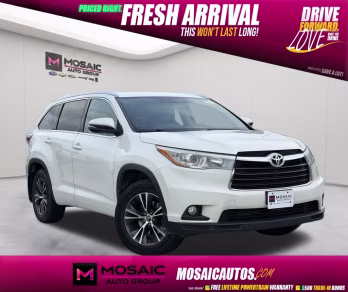 2016 Blizzard Pearl Toyota Highlander XLE V6 AWD SUV