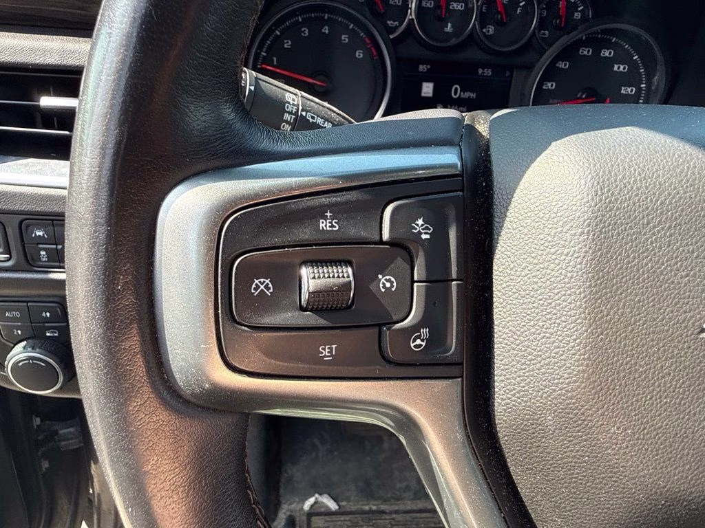 2021 Shadow Gray Metallic Chevrolet Suburban LT 4X4 SUV