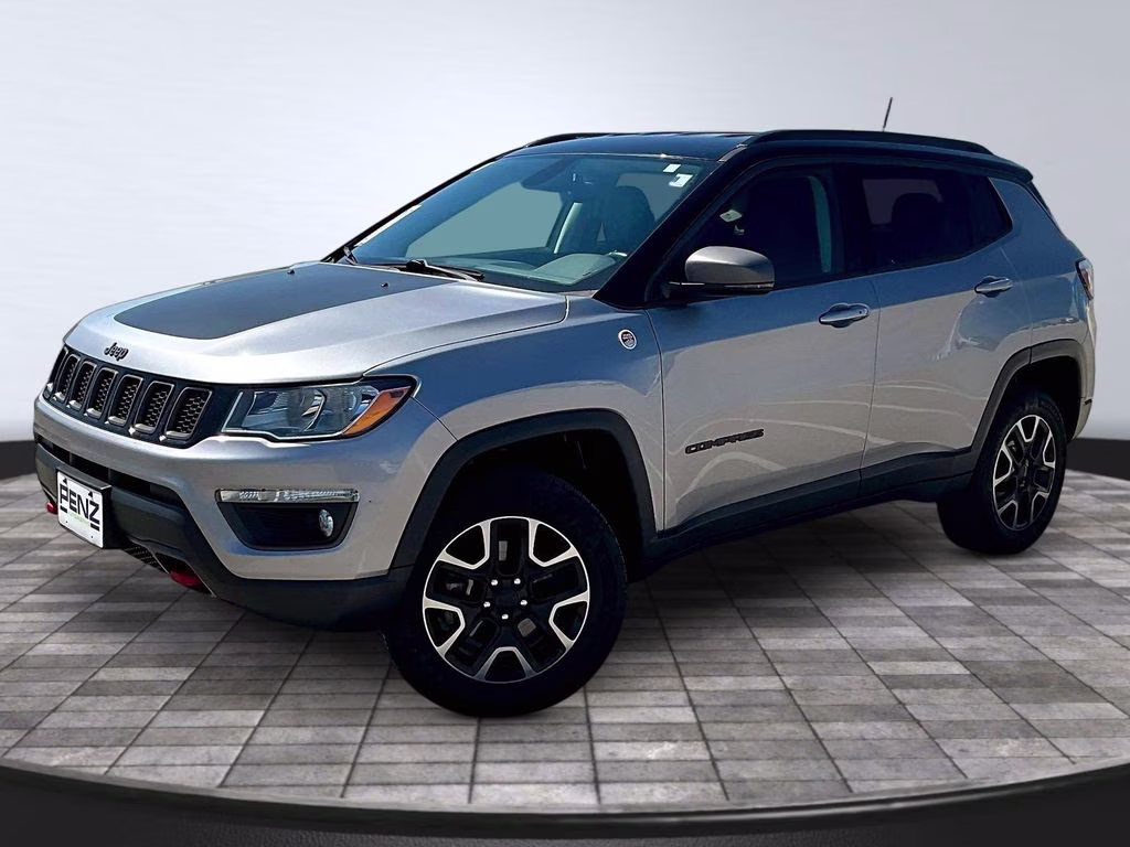 2019 Billet Silver Metallic Clearcoat Jeep Compass Trailhawk 4X4 SUV