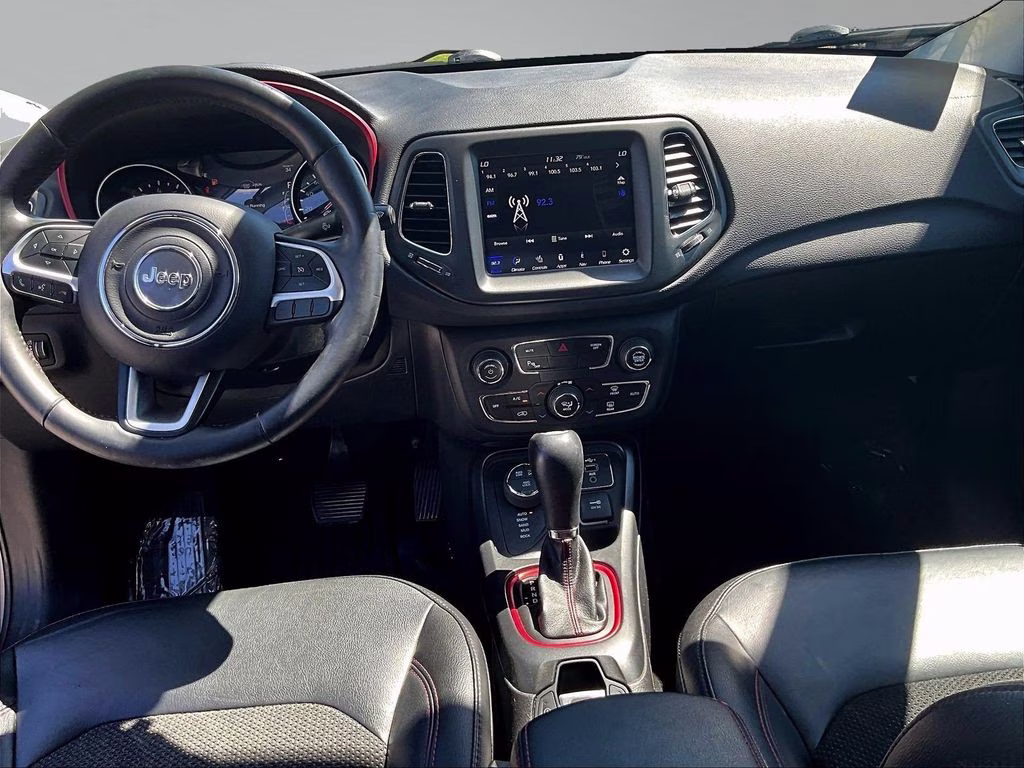 2019 Billet Silver Metallic Clearcoat Jeep Compass Trailhawk 4X4 SUV