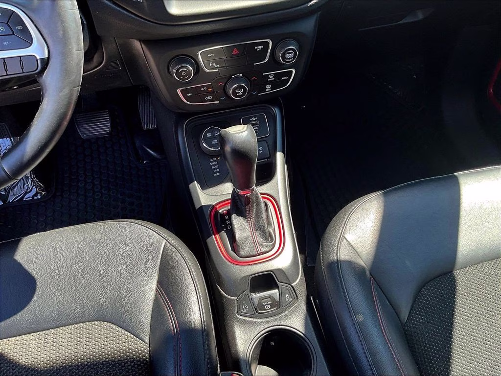 2019 Billet Silver Metallic Clearcoat Jeep Compass Trailhawk 4X4 SUV
