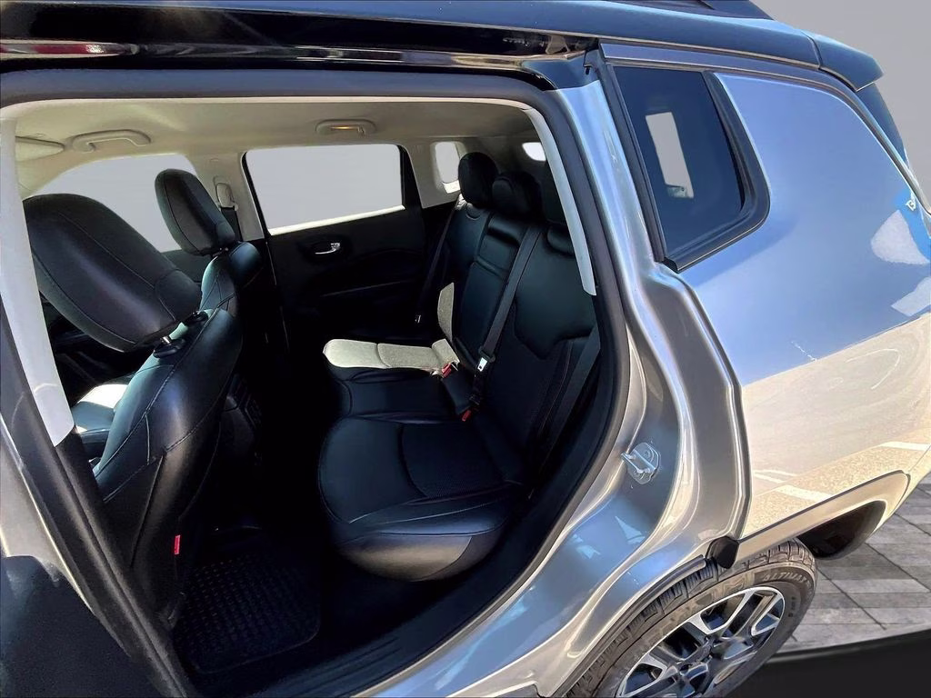 2019 Billet Silver Metallic Clearcoat Jeep Compass Trailhawk 4X4 SUV