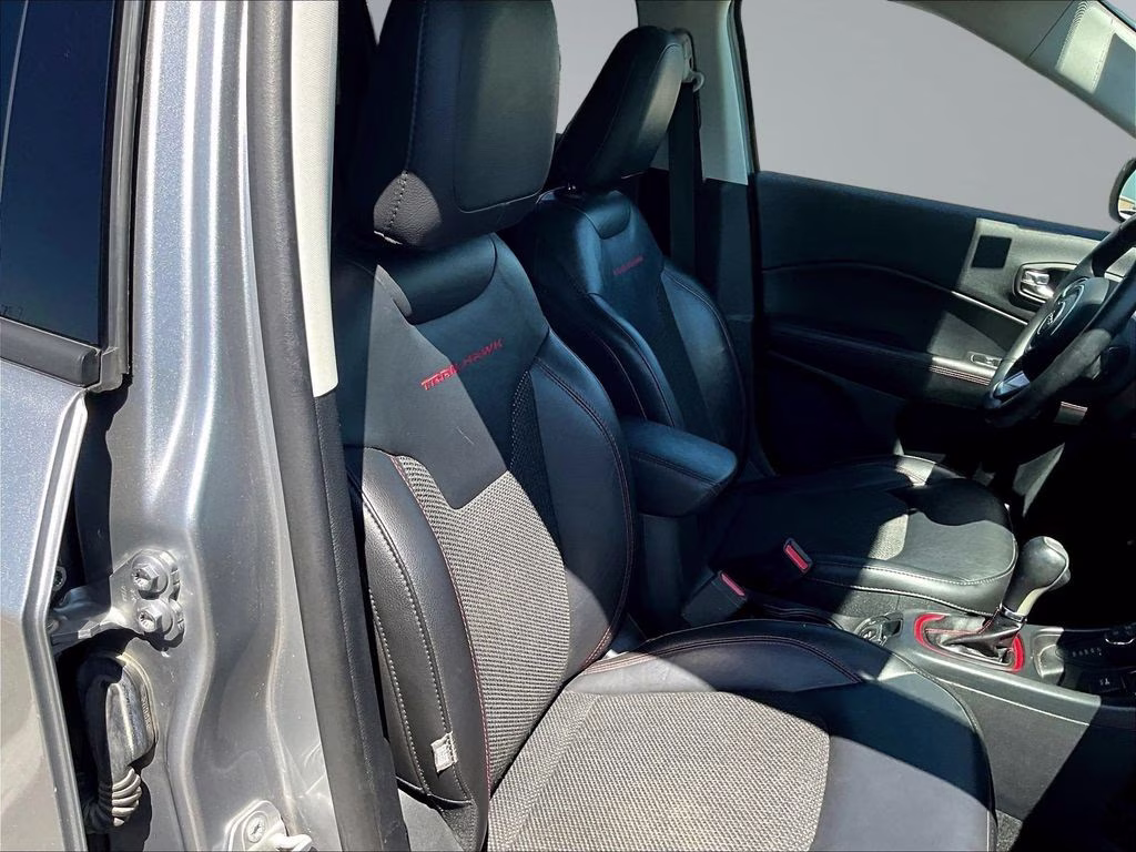2019 Billet Silver Metallic Clearcoat Jeep Compass Trailhawk 4X4 SUV
