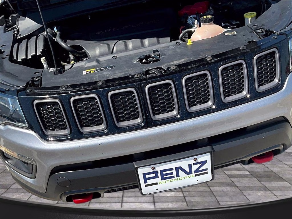 2019 Billet Silver Metallic Clearcoat Jeep Compass Trailhawk 4X4 SUV