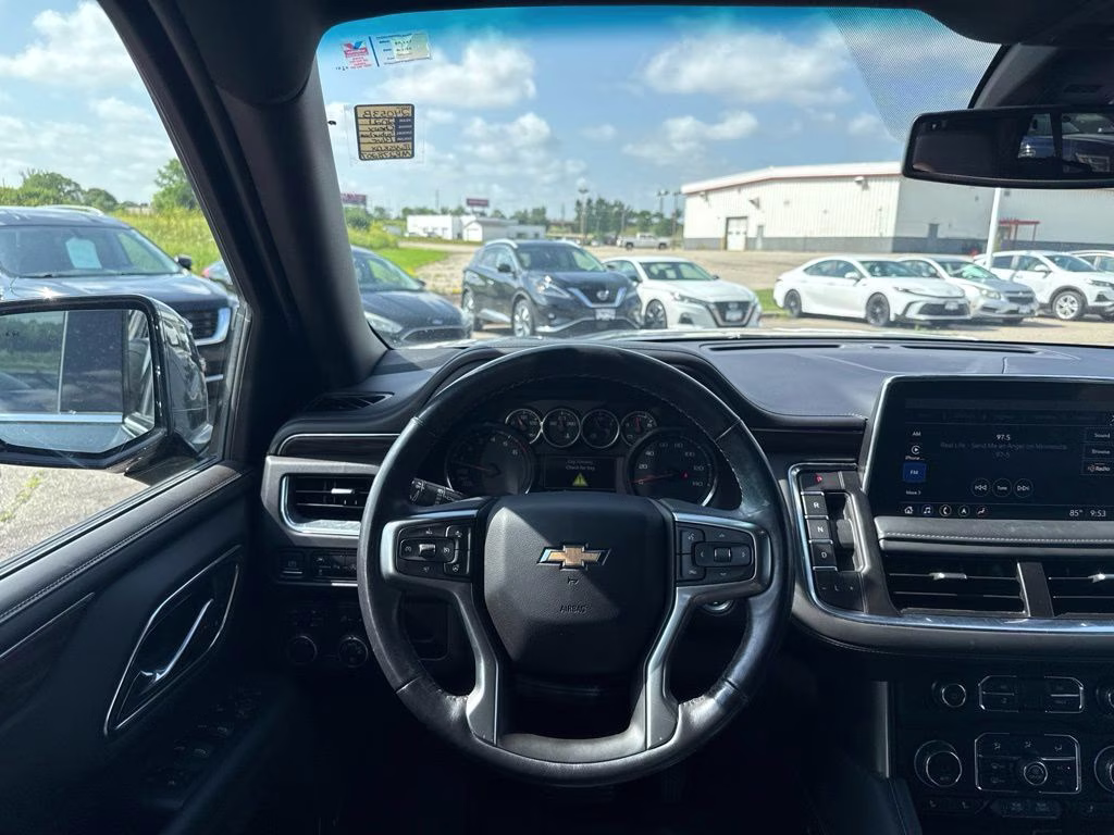 2021 Shadow Gray Metallic Chevrolet Suburban LT 4X4 SUV