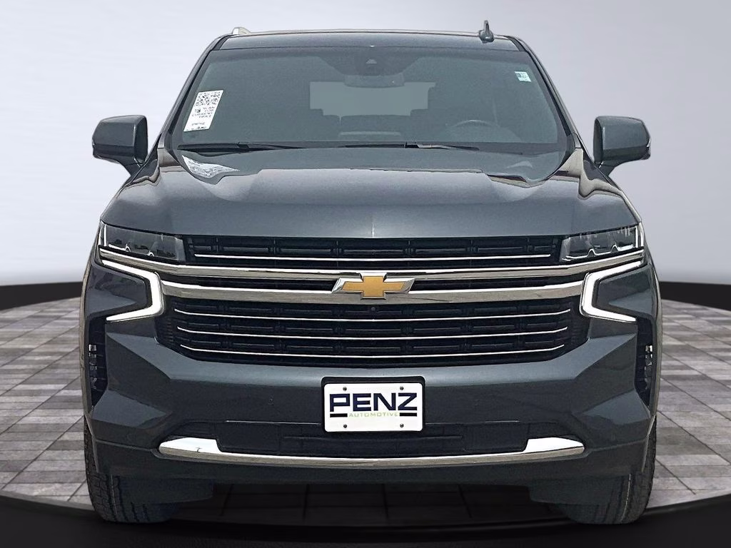 2021 Shadow Gray Metallic Chevrolet Suburban LT 4X4 SUV
