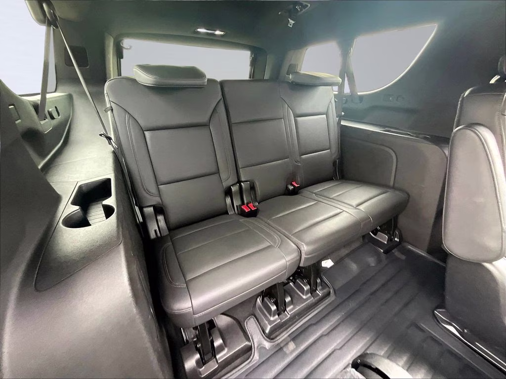 2021 Shadow Gray Metallic Chevrolet Suburban LT 4X4 SUV
