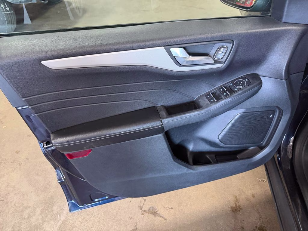 2021 Antimatter Blue Metallic Ford Escape SEL AWD AWD SUV