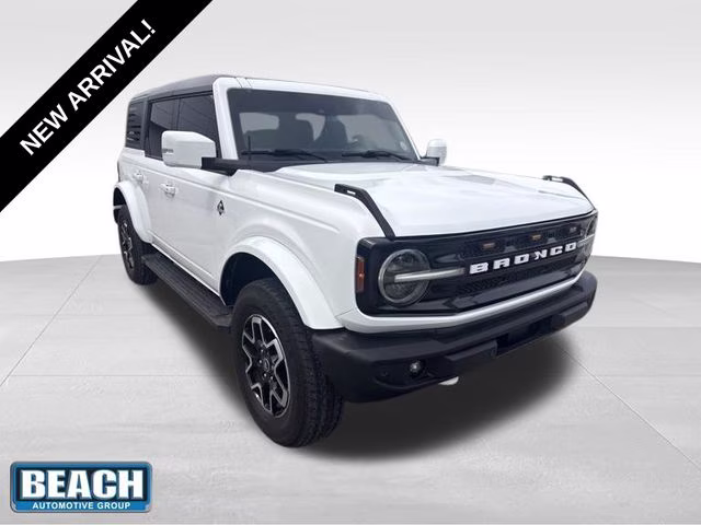 2024 Oxford White Ford Bronco Outer Banks 4X4 SUV