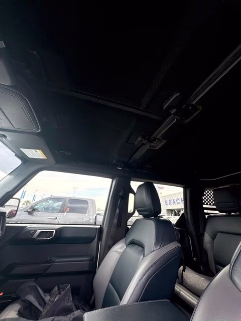 2024 Oxford White Ford Bronco Outer Banks 4X4 SUV