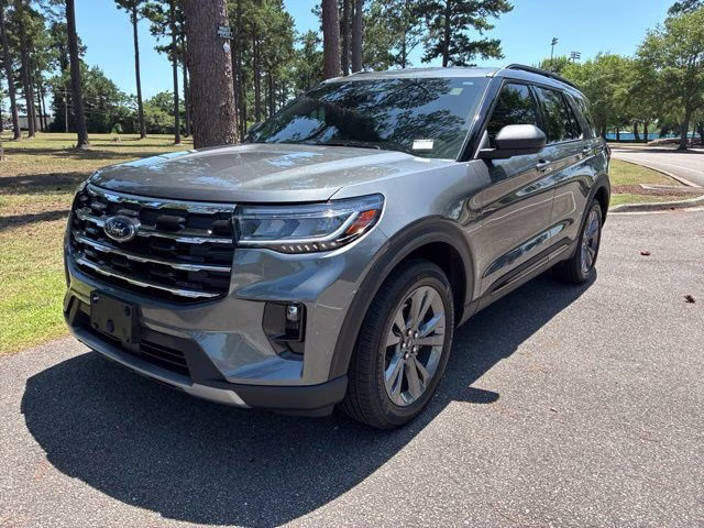2026 Gray Metallic Ford Explorer Active 4X4 SUV