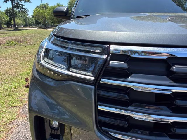 2026 Gray Metallic Ford Explorer Active 4X4 SUV
