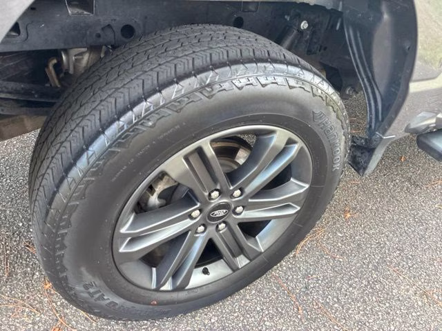2023 Gray Metallic Ford F-150 XLT 4X4 Truck