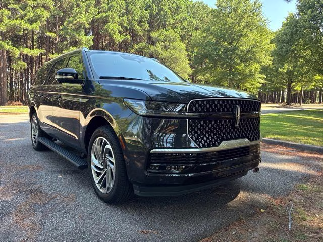 2025 Starlight Lincoln Navigator L Reserve 4X4 SUV